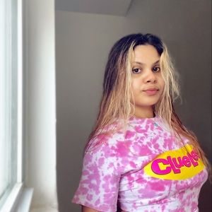 Meet your Posher, Roushnie